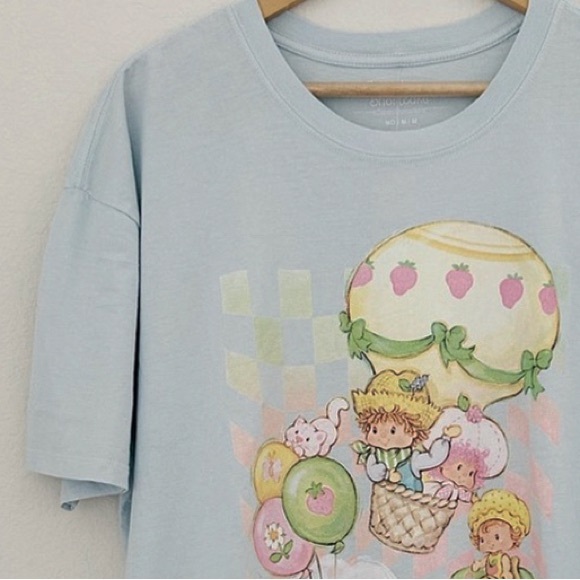 NEW Strawberry Shortcake Oversized Graphic Tee - Picture 7 of 7